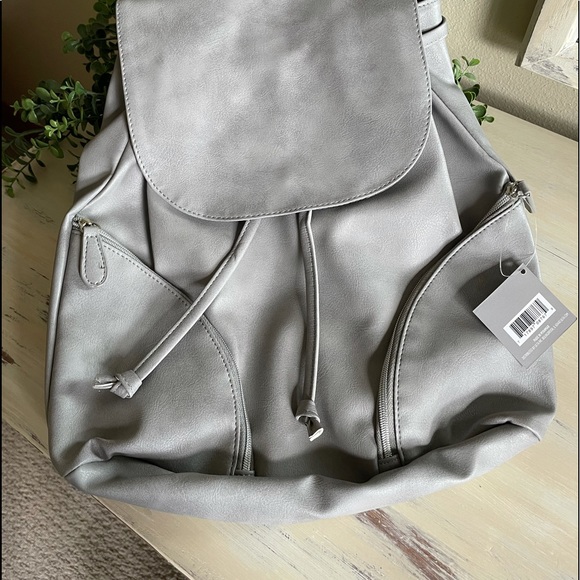 Vegan leather backpack new with tags - Picture 1 of 8